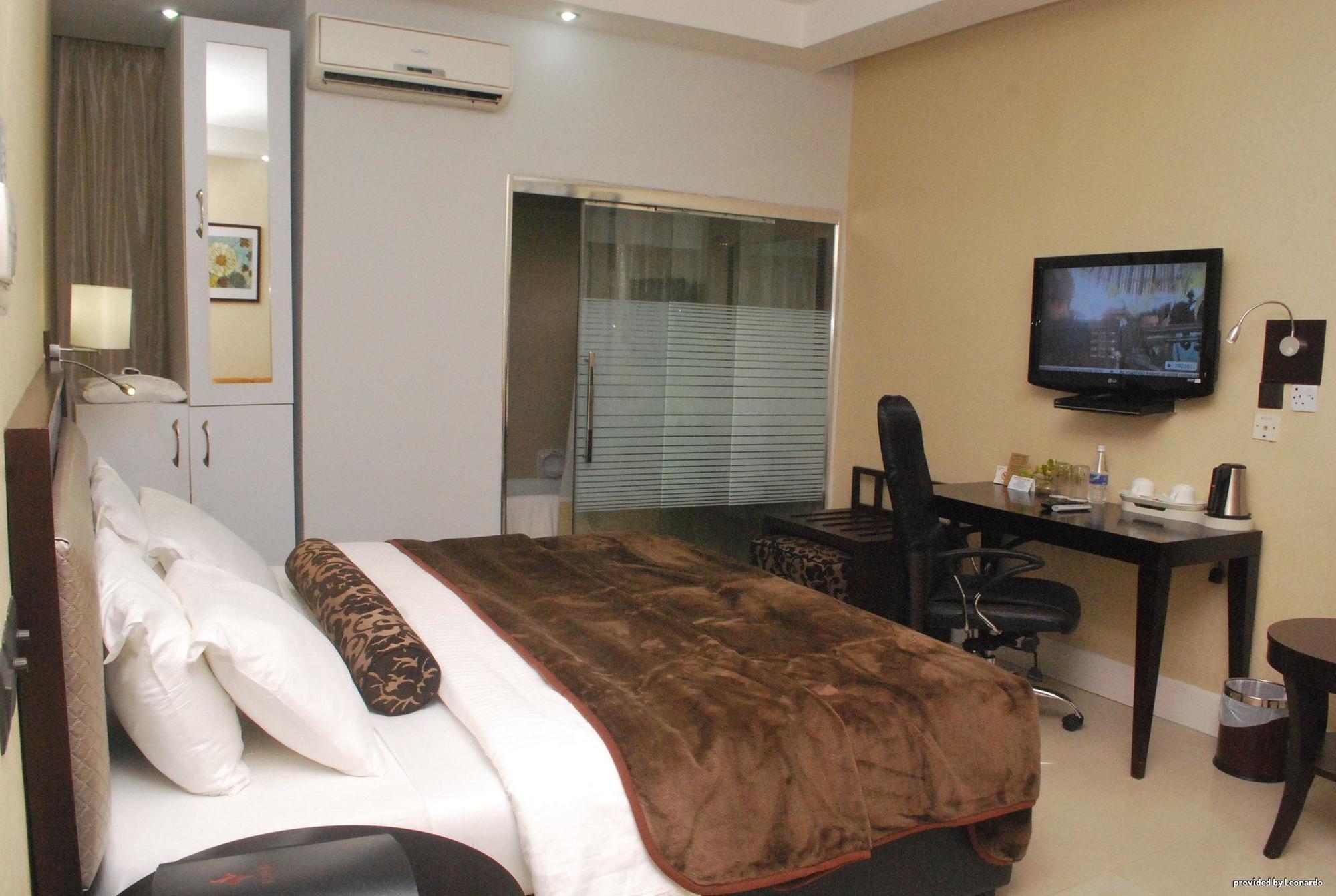 BW Starfire Hotel Ikeja Luaran gambar