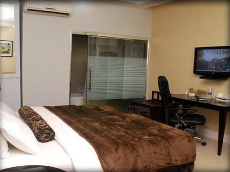 BW Starfire Hotel Ikeja Luaran gambar
