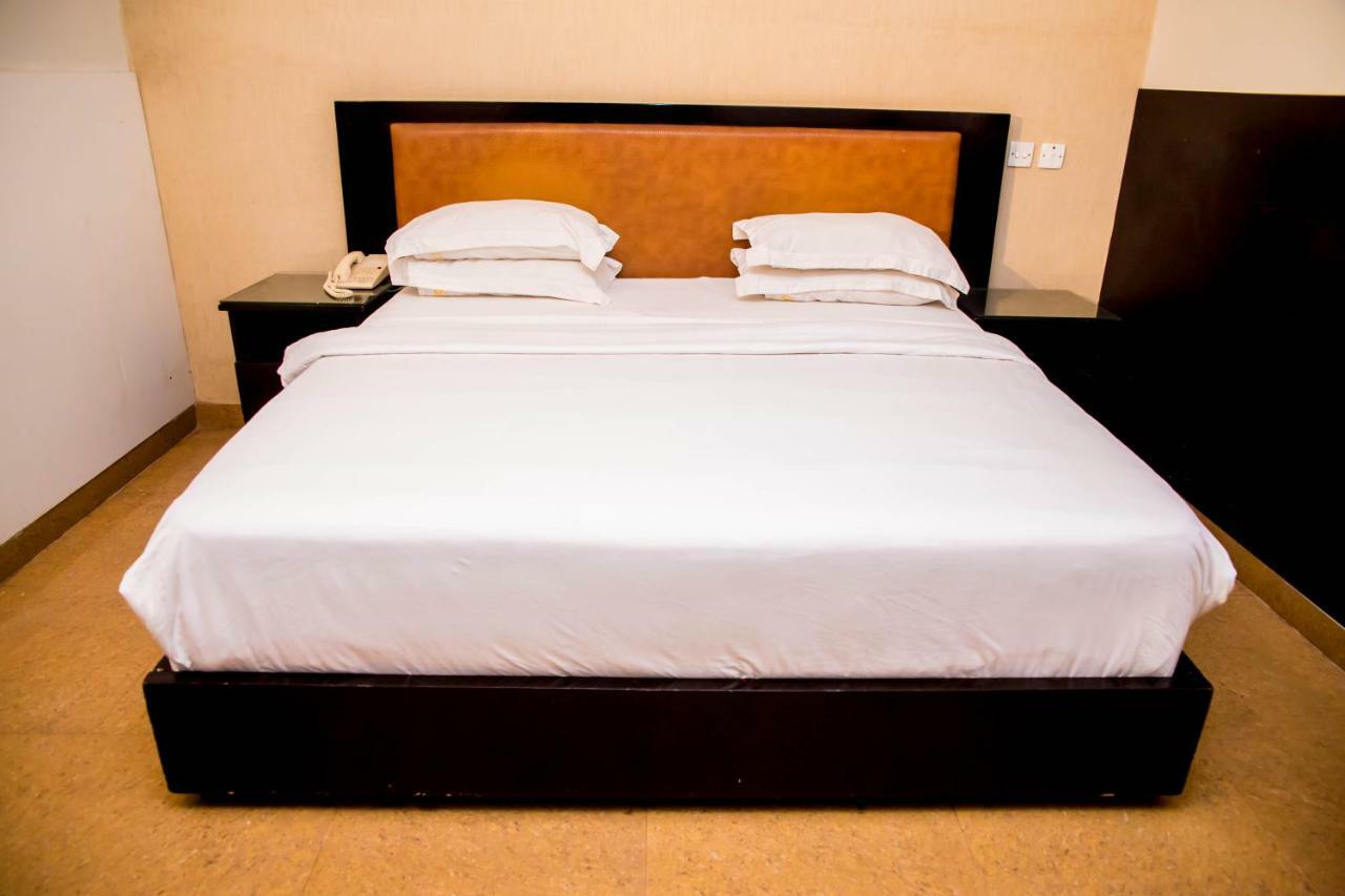 BW Starfire Hotel Ikeja Luaran gambar