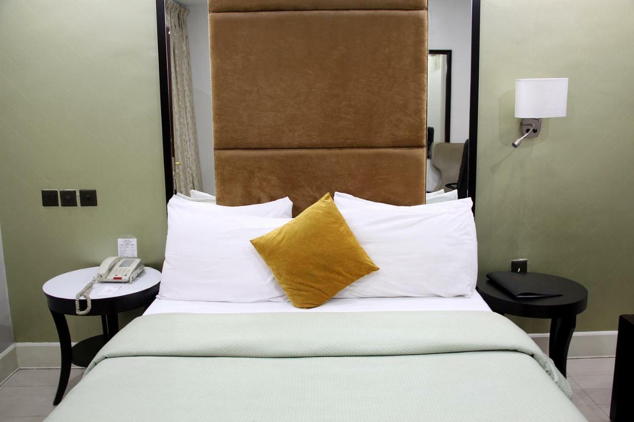BW Starfire Hotel Ikeja Luaran gambar