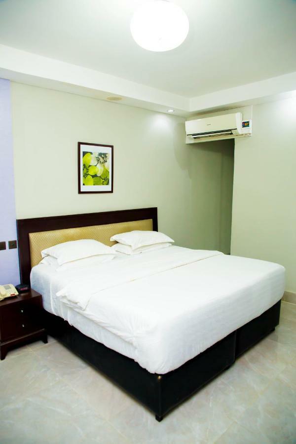 BW Starfire Hotel Ikeja Luaran gambar