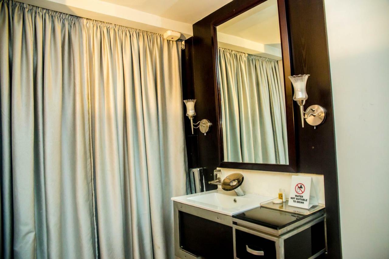 BW Starfire Hotel Ikeja Luaran gambar